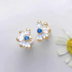 ブルーデイジーK18ピアス｜アウイナイト×ブルームーンストーン